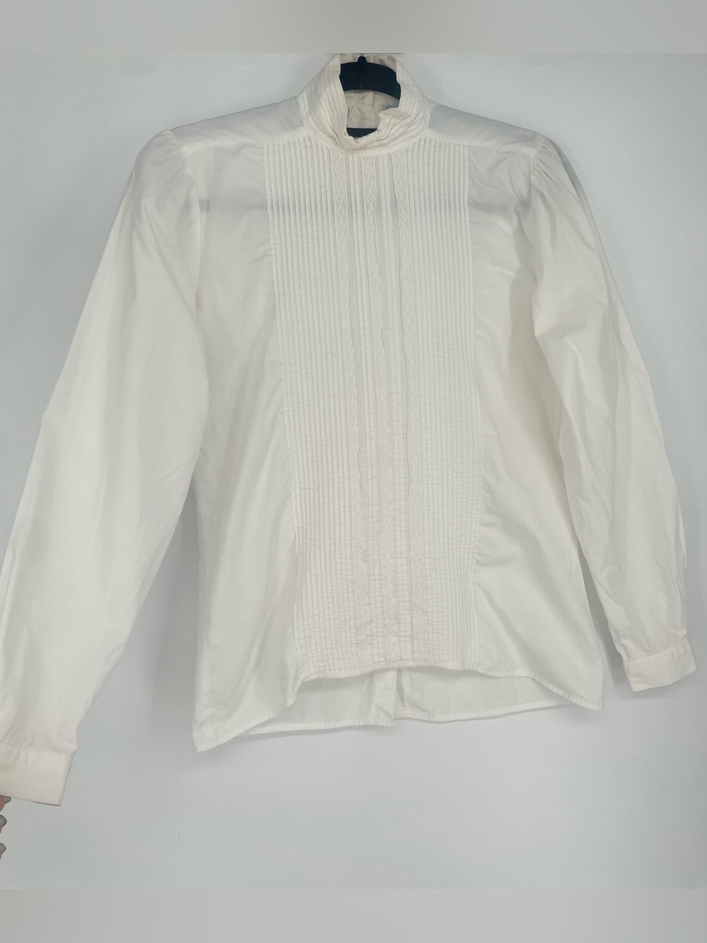Vtg Country Casuals White Pintuck Lace Detailed Cottagecore Button Back Blouse
